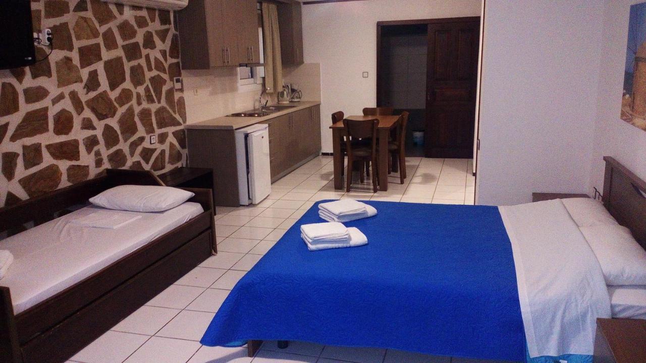 Emporeiós Amimaya Apartments חדר תמונה
